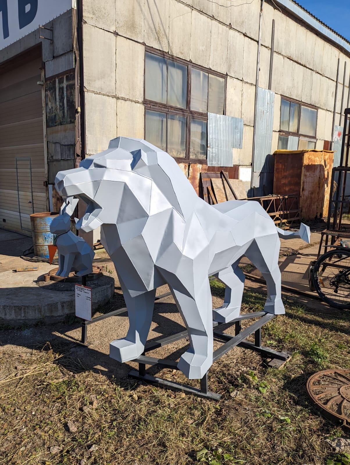 lion3